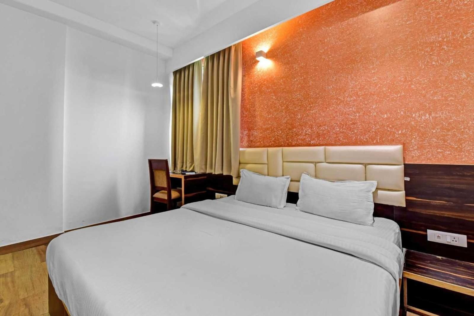 ג'איפור Collection O Hotel Karma Inn מראה חיצוני תמונה